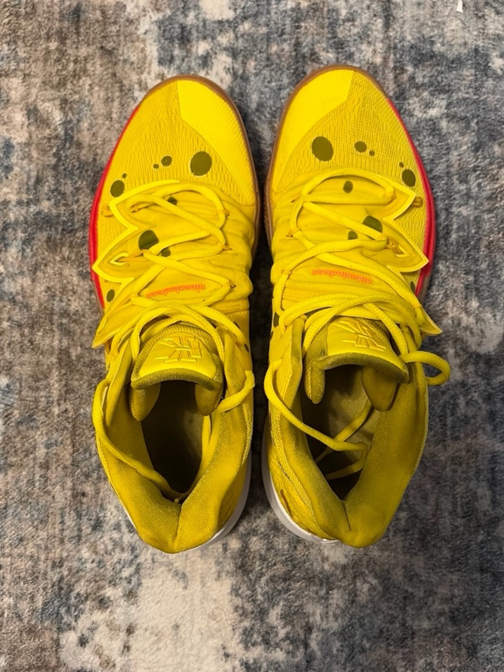 Nike Yellow Red-Trim Men's Athletic Sneakers